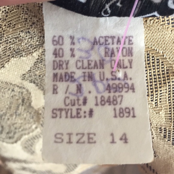 Metallic Gold Oriental Side Slits Dress - Picture 5 of 5